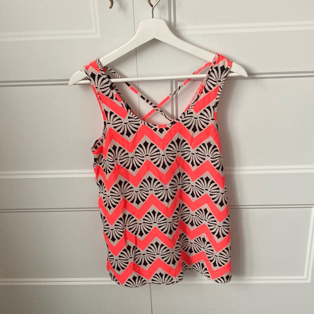 Adorable black and fluorescent peach zebra/snake design tank size small